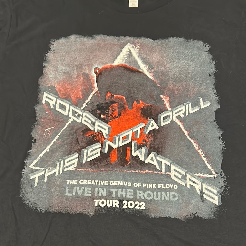 Pink Floyd/Roger Waters Live Tour Graphic Tee
